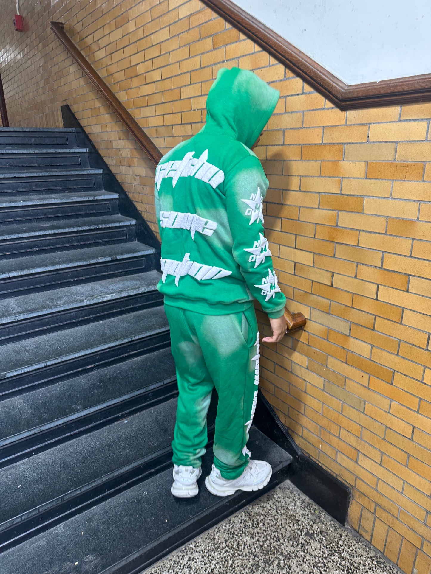 Green Sweatsuit (Male)