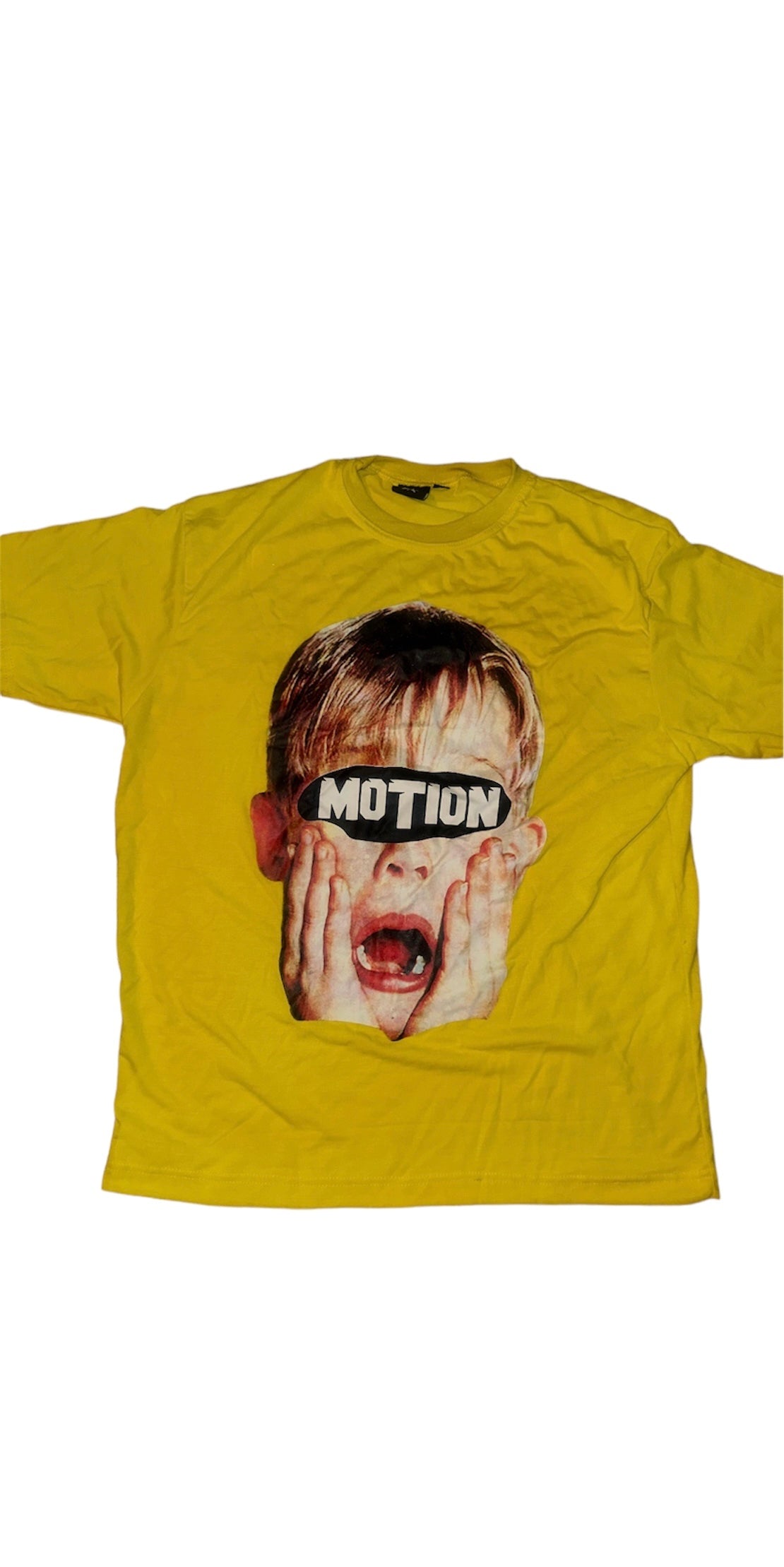 Home alone Motion Tee